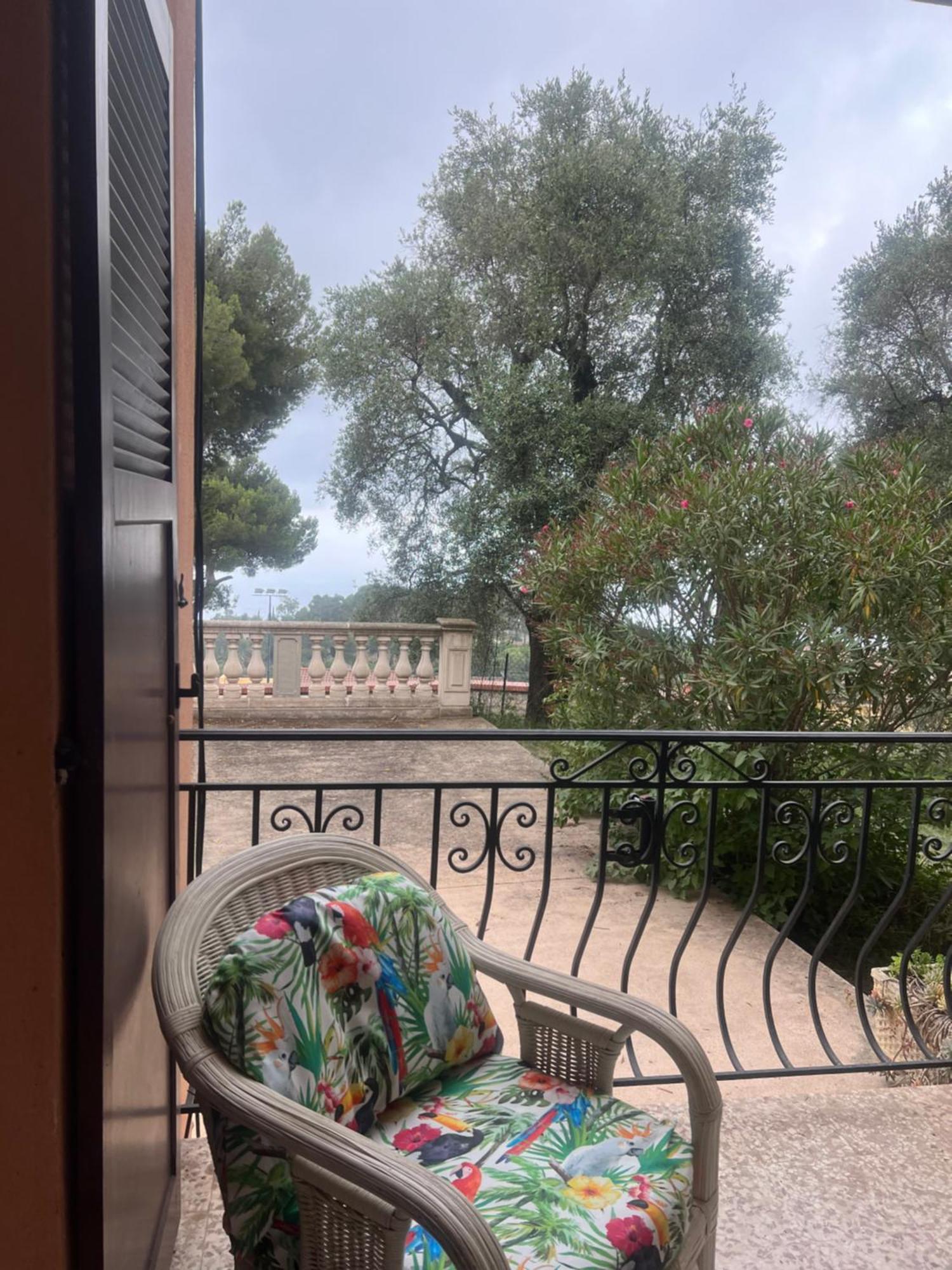 Bas De Villa Vue Mer Eze Village Eksteriør billede